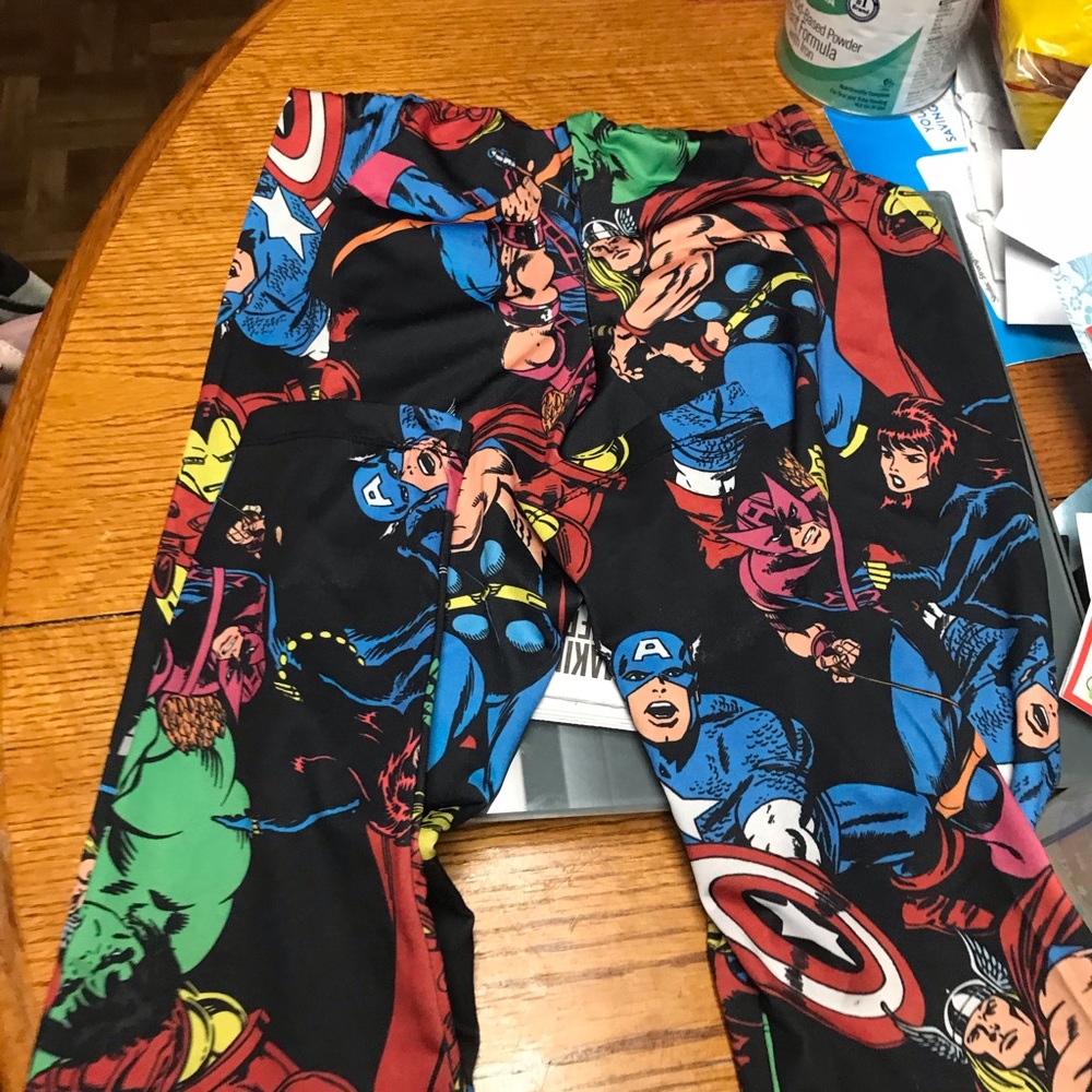 Classic marvel comic leggings. Medium.